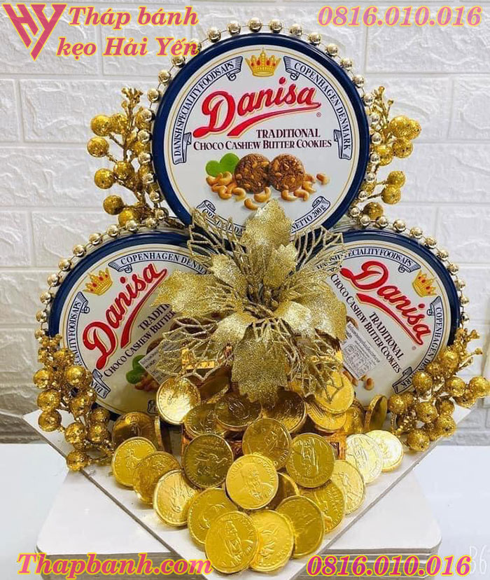 Tháp bánh kẹo Danisa tài lộc